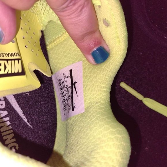 Nike Lifters - Picture 3 of 3